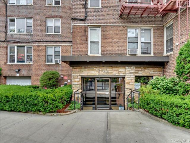 [Woodlawn Real Estate, listing number 7278896]