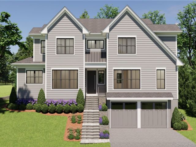  6 BR,  7.00 BTH &nbsp;Colonial style home in Larchmont