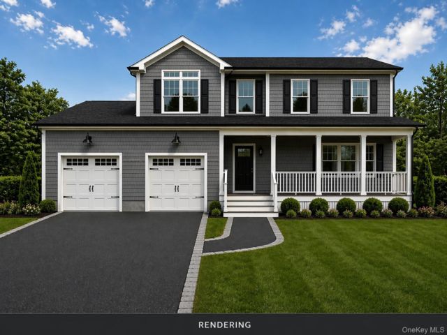  4 BR,  3.00 BTH &nbsp;Colonial style home in Amityville