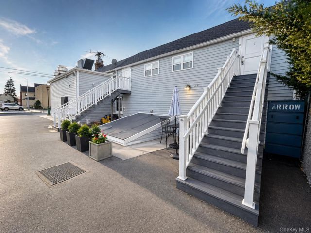 Studio,  1.00 BTH &nbsp;Other style home in Oceanside