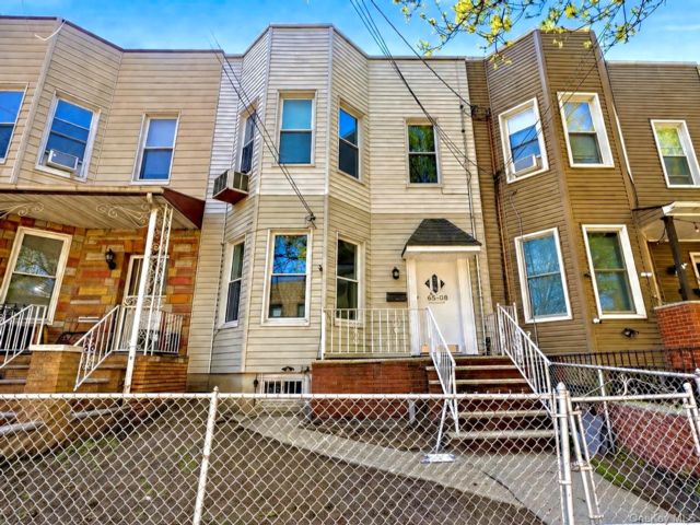 [Glendale Real Estate, listing number 7279177]