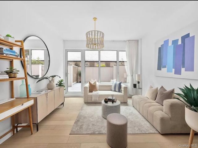  2 BR,  2.00 BTH &nbsp;Other style home in New York (manhattan)