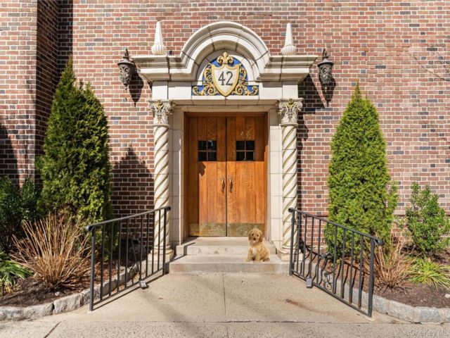 [Bronxville Real Estate, listing number 7279502]