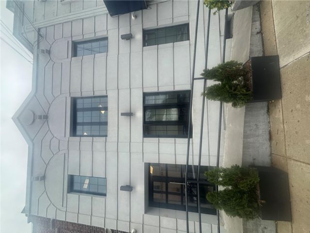 Studio,  0.00 BTH &nbsp;House style home in Kew Garden Hills