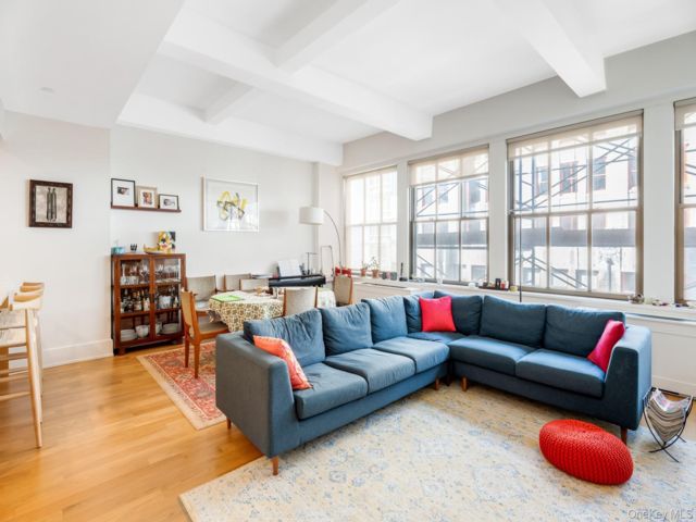  3 BR,  3.00 BTH &nbsp;Other style home in New York (manhattan)
