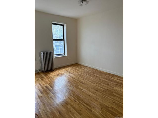  2 BR,  1.00 BTH &nbsp;Other style home in Kensington