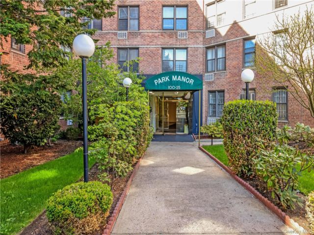 [Forest Hills Real Estate, listing number 7280173]