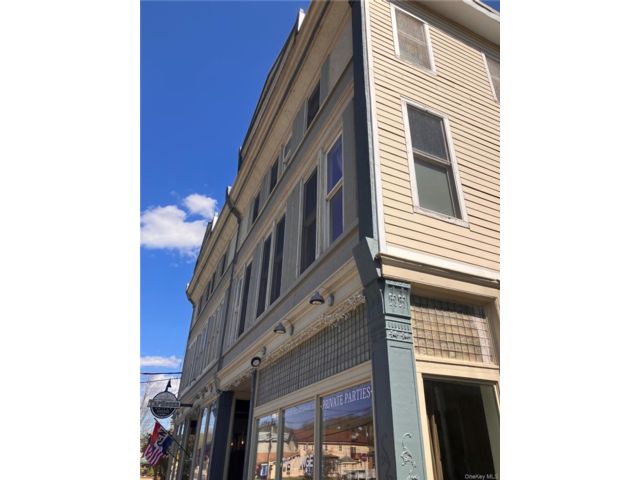  2 BR,  2.00 BTH &nbsp;Other style home in Windham