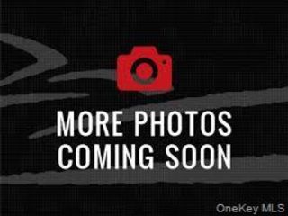 [PHOTO]