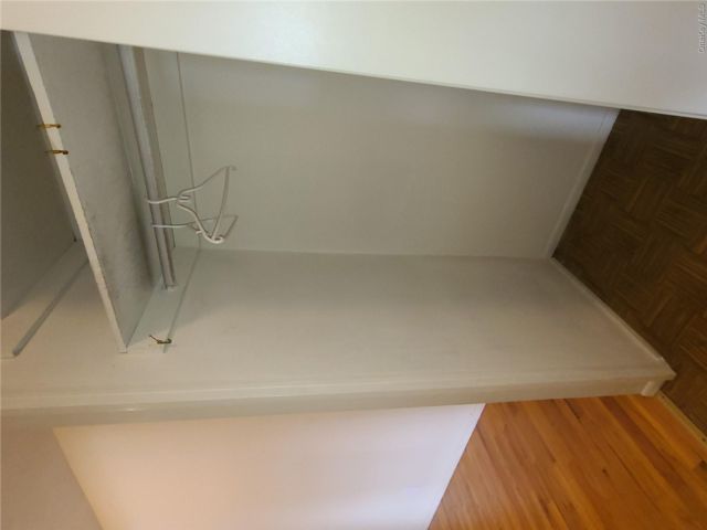 [PHOTO]