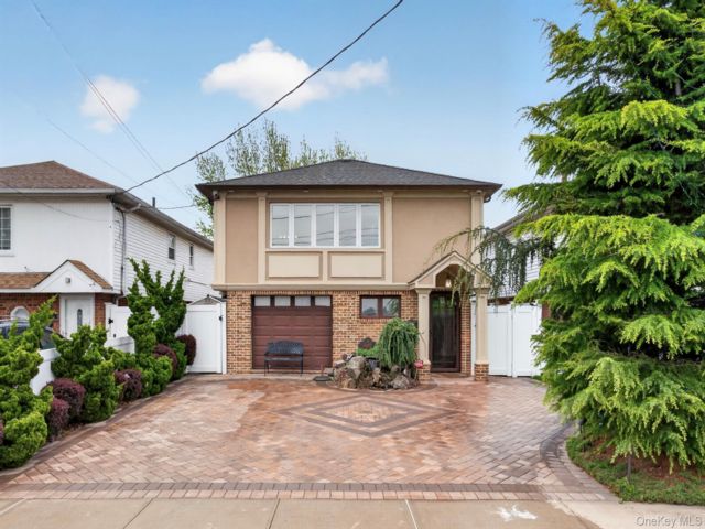 [Howard Beach Real Estate, listing number 7280641]