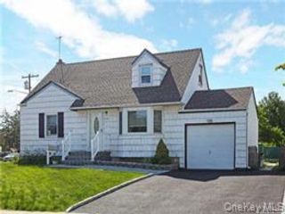  4 BR,  2.00 BTH &nbsp;Cape cod style home in East Meadow