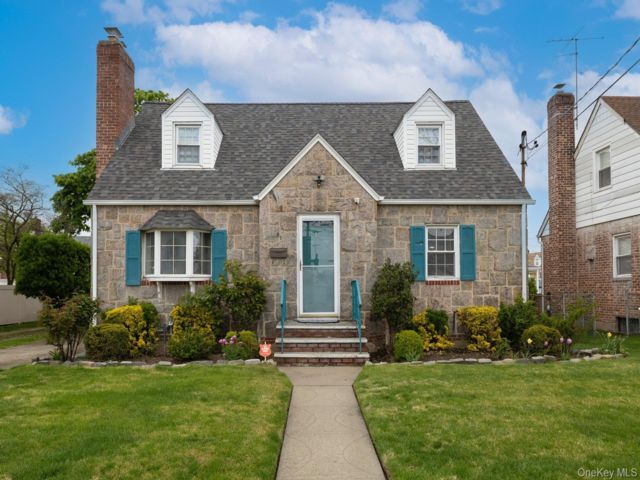 [Valley Stream Real Estate, listing number 7281342]