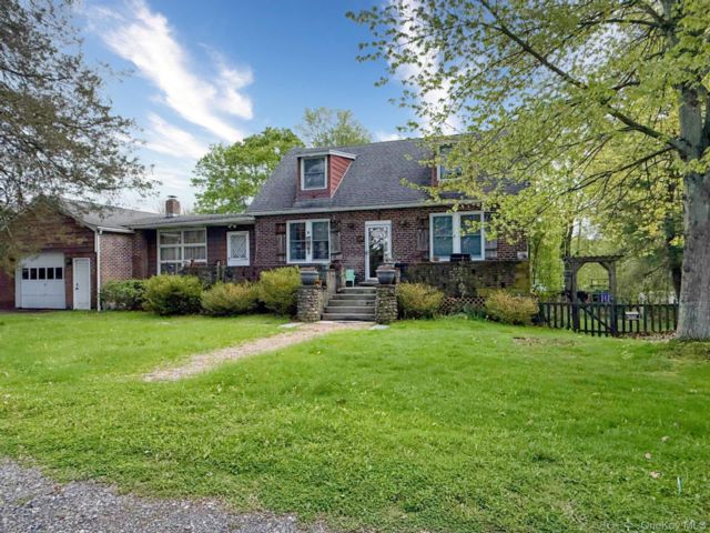 Studio,  1.00 BTH &nbsp;Cape cod style home in New Windsor