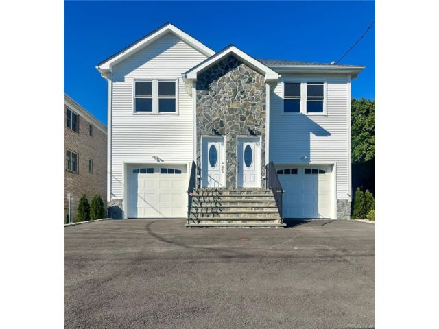  3 BR,  2.00 BTH &nbsp;Other style home in Yonkers