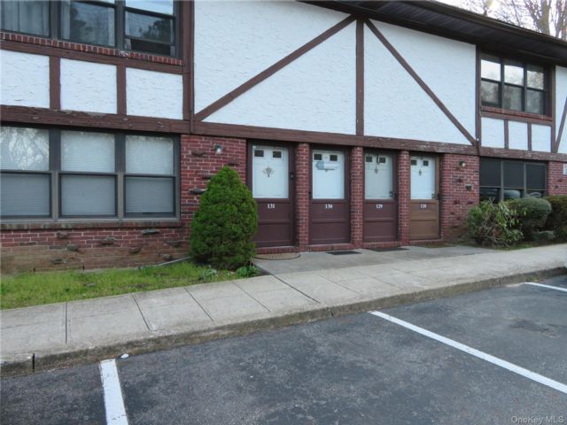 [Middle Island Real Estate, listing number 7281887]