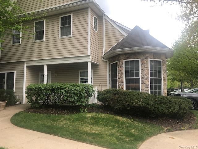 [Dix Hills Real Estate, listing number 7281957]
