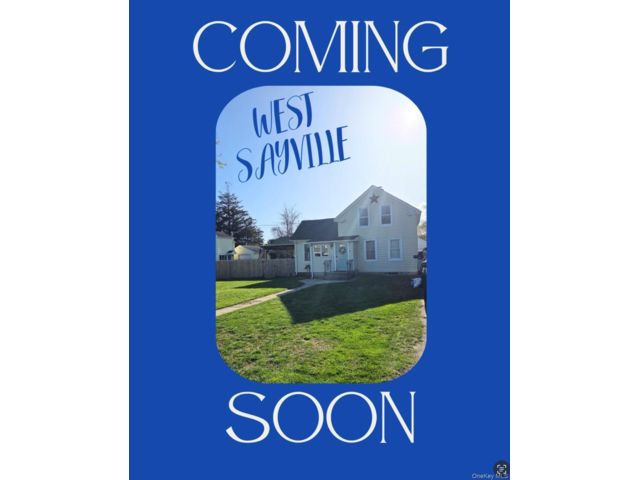  4 BR,  3.00 BTH &nbsp;Colonial style home in West Sayville