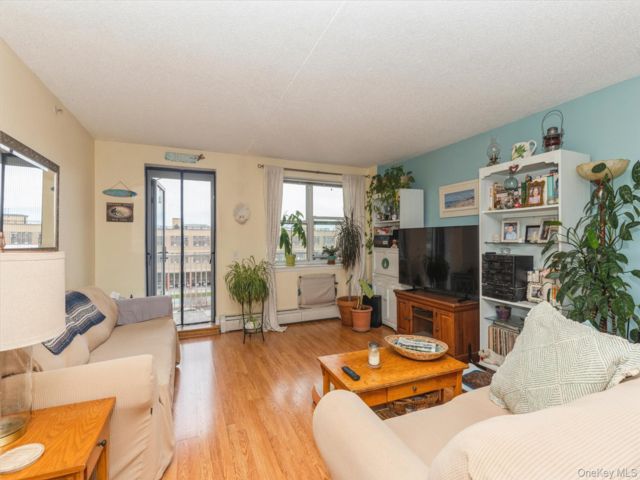  2 BR,  1.00 BTH &nbsp;Other style home in Rockaway Beach