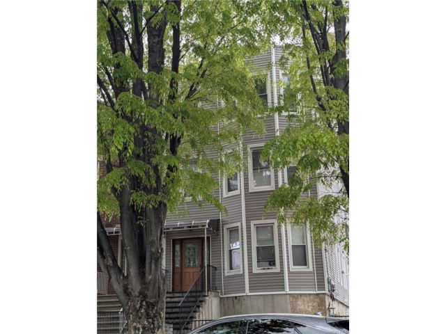  3 BR,  1.00 BTH &nbsp;House style home in Yonkers