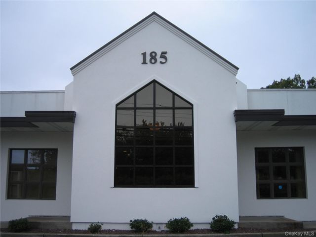 Studio,  0.00 BTH &nbsp;House style home in Riverhead