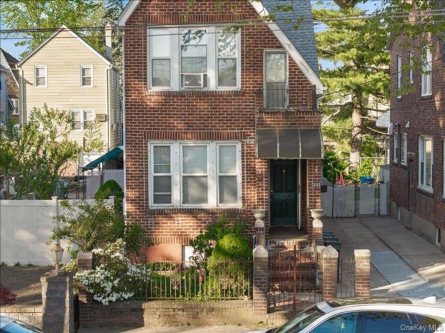 [Throggs Neck Real Estate, listing number 7282465]