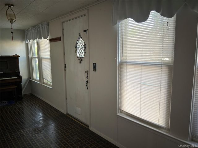 [PHOTO]
