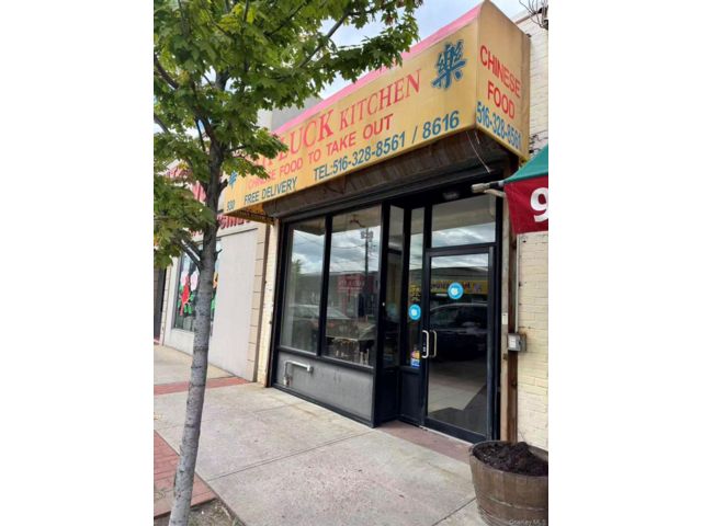 [Franklin Square Real Estate, listing number 7282797]