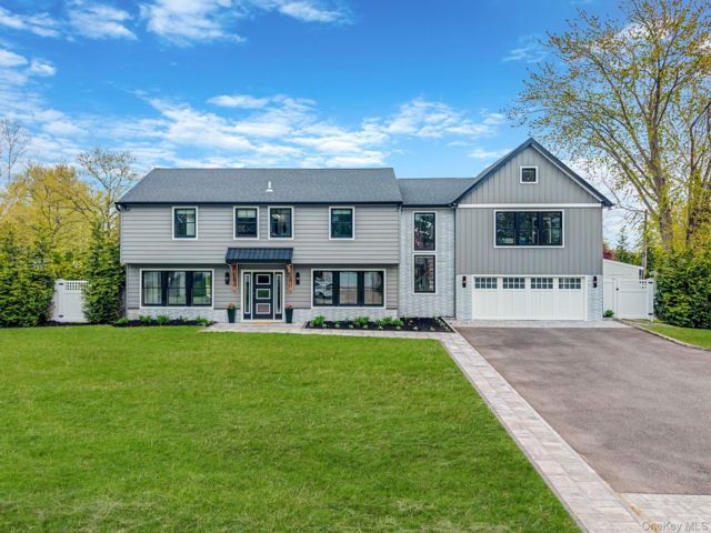  5 BR,  4.00 BTH &nbsp;Post modern style home in Stony Brook