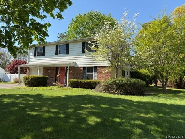  4 BR,  2.00 BTH &nbsp;Colonial style home in Port Jefferson