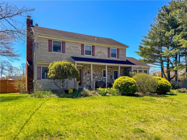 [East Moriches Real Estate, listing number 7283092]