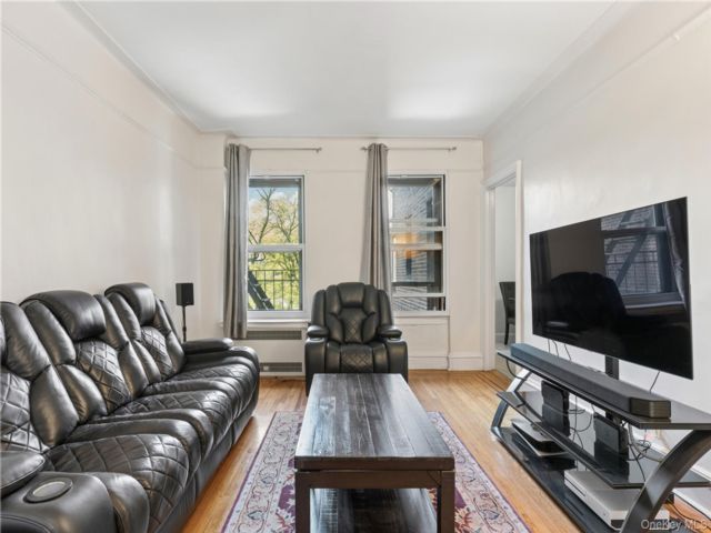  2 BR,  1.00 BTH &nbsp;Other style home in Forest Hills