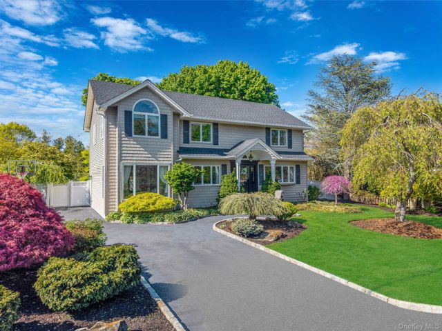 [Saint James Real Estate, listing number 7283614]