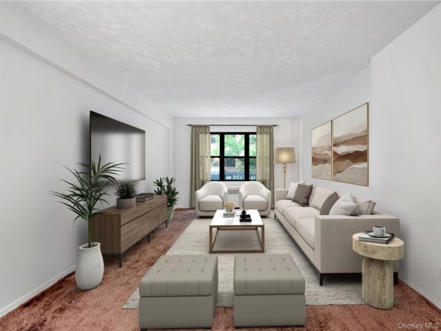  2 BR,  1.00 BTH &nbsp;Other style home in New York (manhattan)