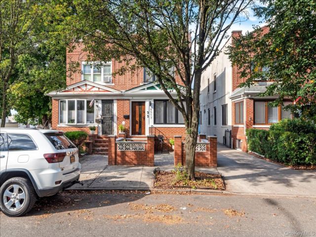 [Glendale Real Estate, listing number 7283676]