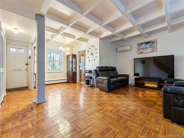  2 BR,  1.00 BTH &nbsp;Garden style home in Briarwood