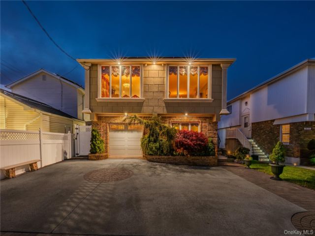 [Howard Beach Real Estate, listing number 7283886]