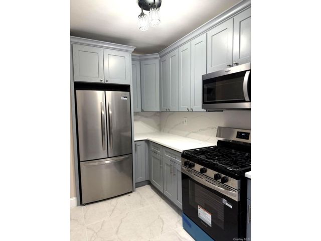  2 BR,  1.00 BTH &nbsp;Tudor style home in Forest Hills