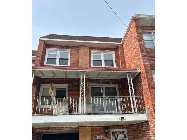  3 BR,  1.00 BTH &nbsp;Other style home in Woodhaven