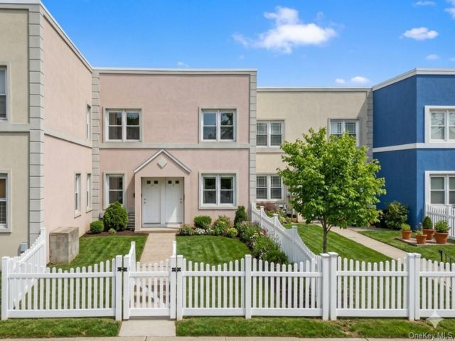 [Springfield Gardens Real Estate, listing number 7284188]
