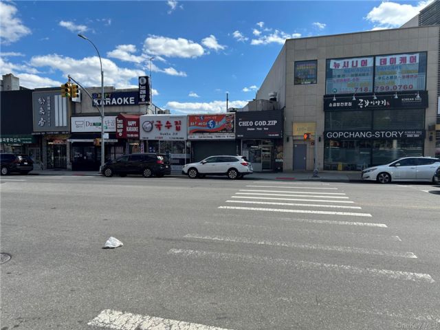 Studio,  0.00 BTH &nbsp;House style home in Flushing