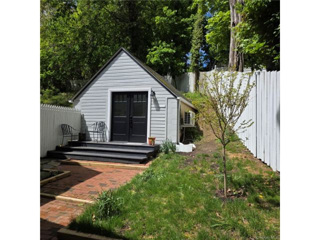 [East Setauket Real Estate, listing number 7284288]