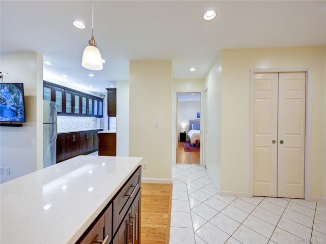  2 BR,  1.00 BTH &nbsp;Other style home in Forest Hills
