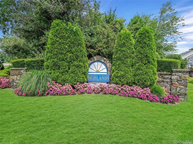  1 BR,  2.00 BTH &nbsp;Other style home in Port Jefferson