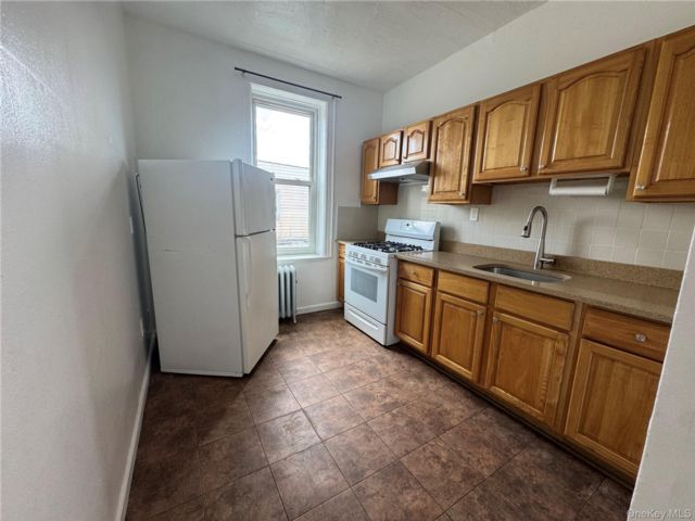  2 BR,  1.00 BTH &nbsp;Other style home in Woodhaven