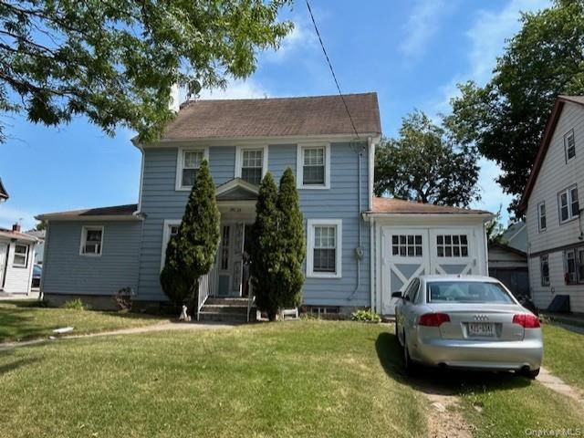  3 BR,  2.00 BTH &nbsp;A-frame style home in Hollis