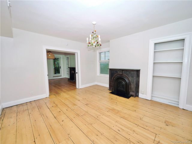  4 BR,  2.00 BTH &nbsp;Victorian style home in Newburgh