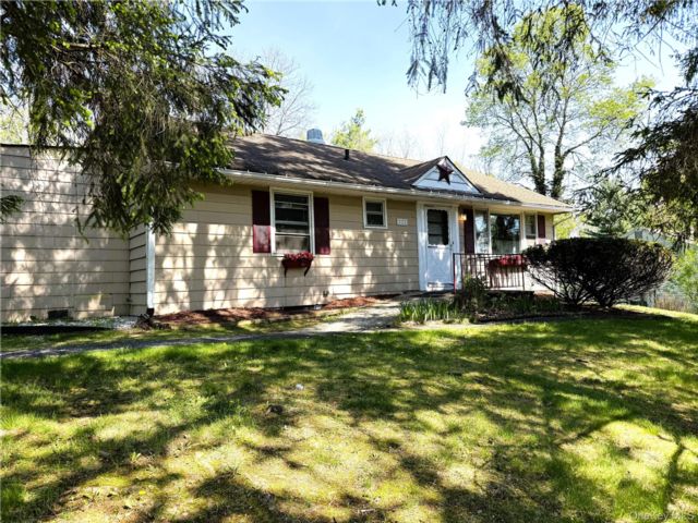  3 BR,  1.00 BTH &nbsp;Ranch style home in Monroe