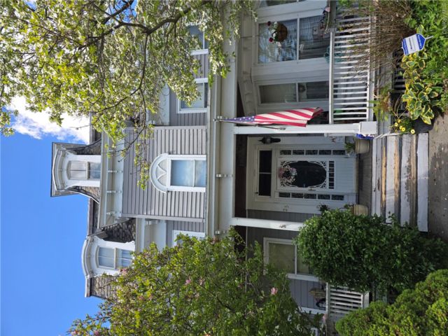  7 BR,  2.00 BTH &nbsp;Victorian style home in Port Jervis