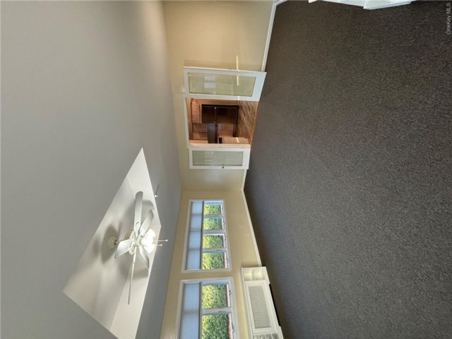  4 BR,  2.00 BTH &nbsp;Colonial style home in Saint James